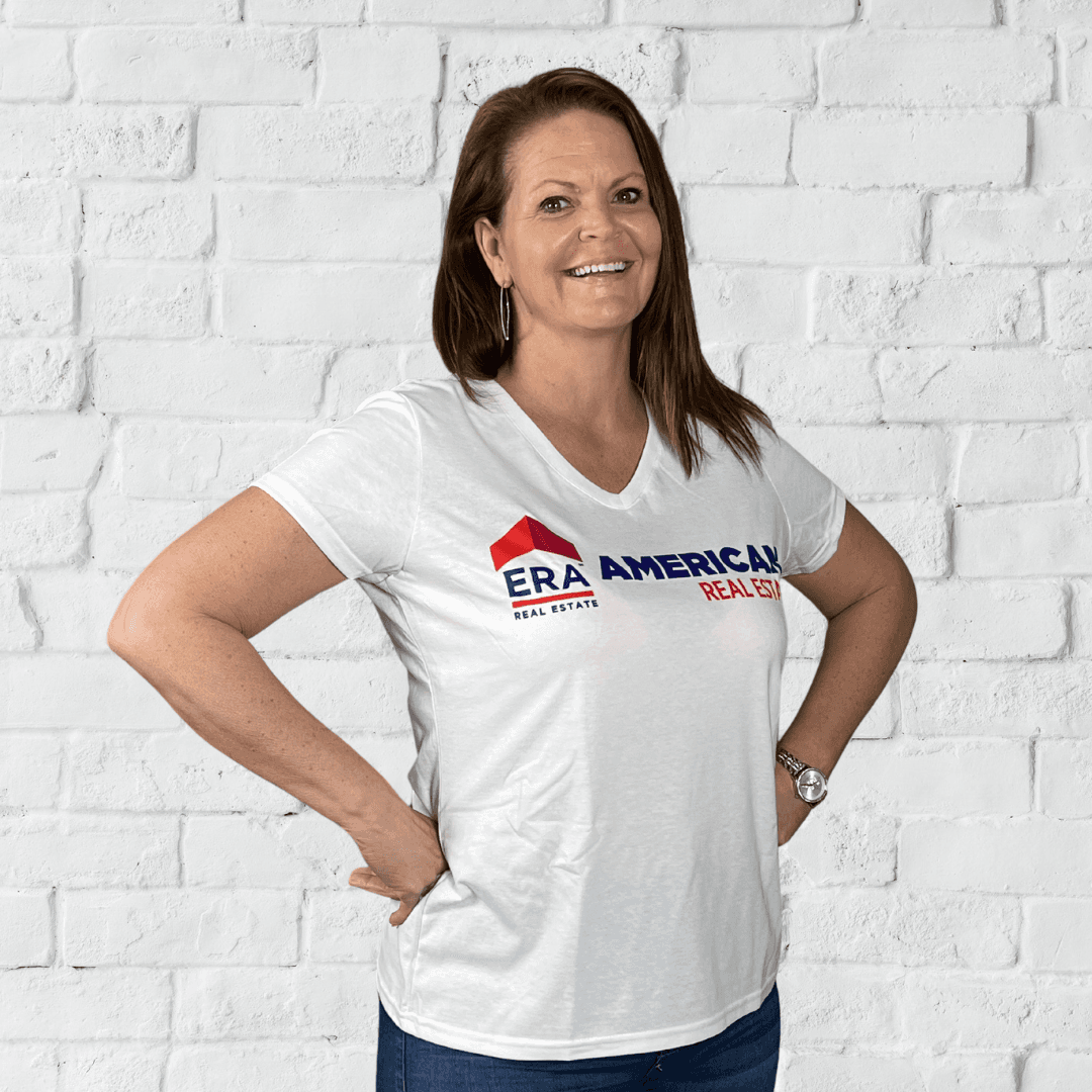 V-Neck Shirt - White Active
